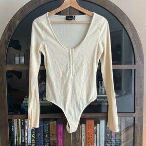 Long Sleeve Ribbed Body Suit Cream